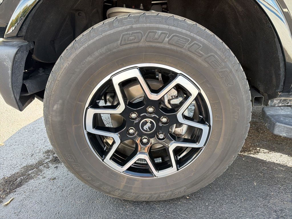 Thumbnail: 2023 Ford Bronco - 10