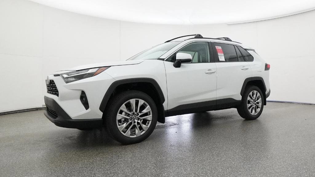 Thumbnail: 2025 Toyota RAV4 - 15