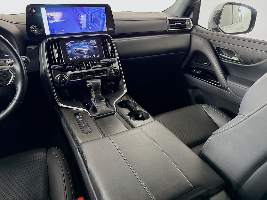 Thumbnail: 2022 Lexus LX - 24