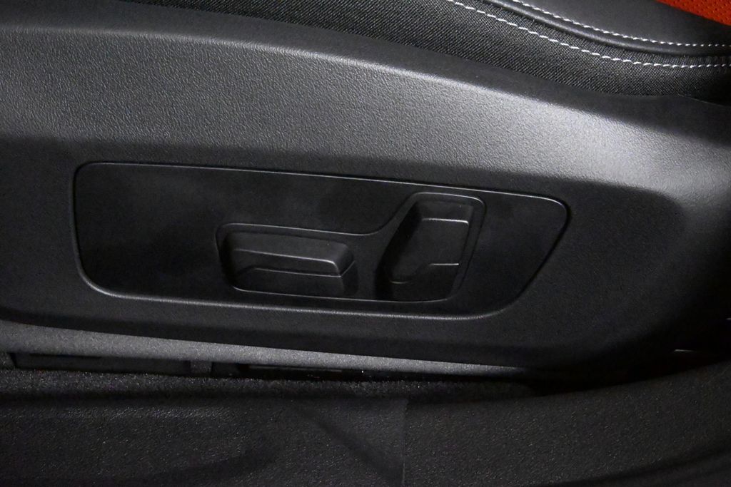 Thumbnail: 2025 BMW 2 Series - 28