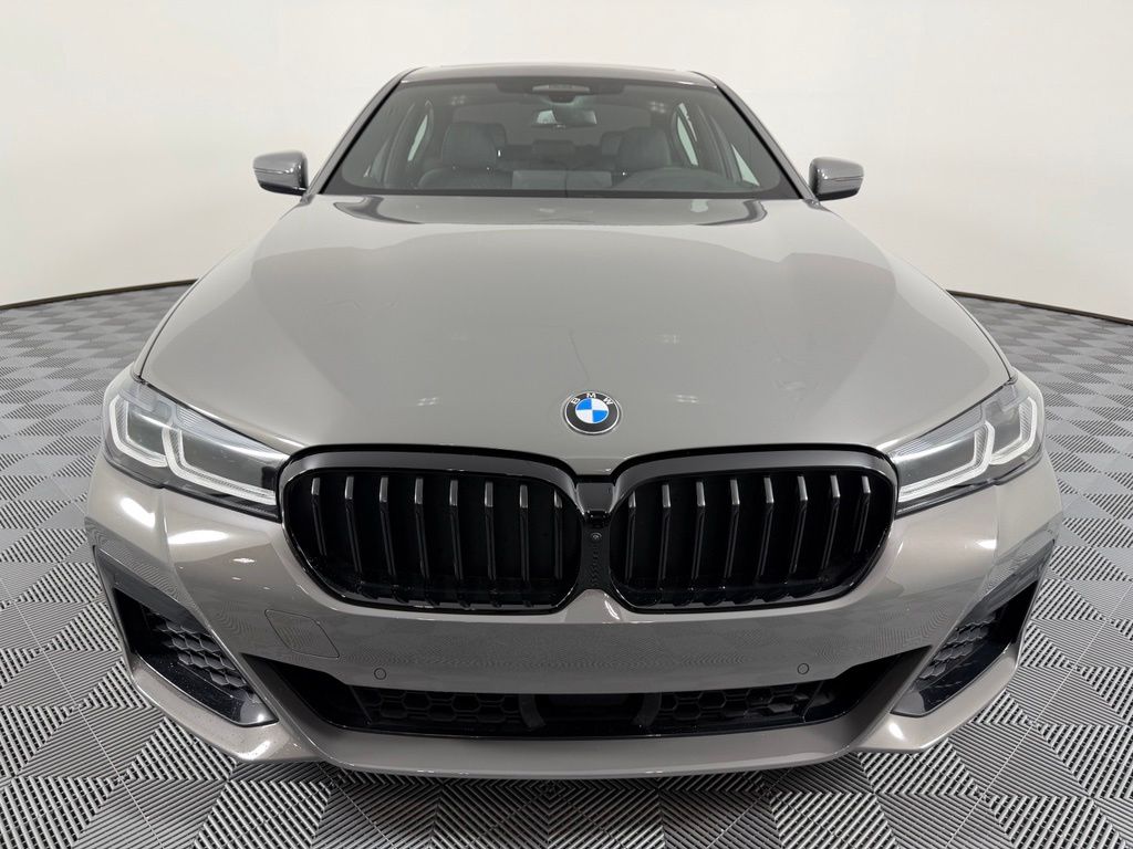 Thumbnail: 2022 BMW 5 Series - 8