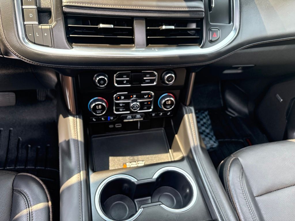 Thumbnail: 2024 Chevrolet Tahoe - 16