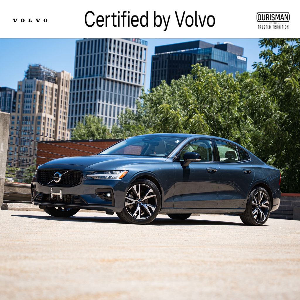 2025 Volvo S60 B5 Plus