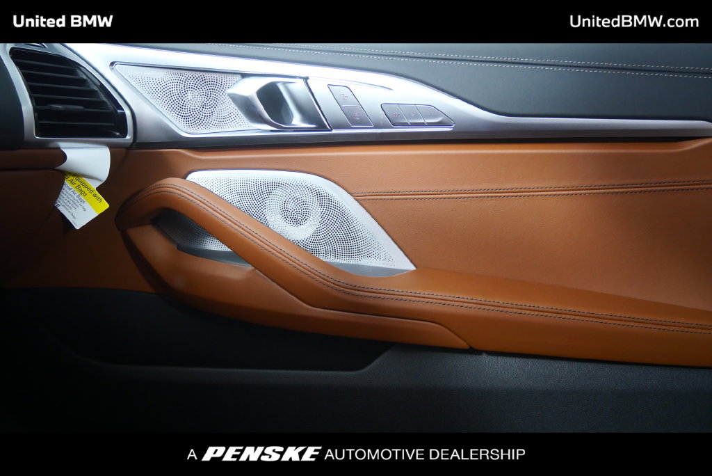 Thumbnail: 2026 BMW 8 Series - 18