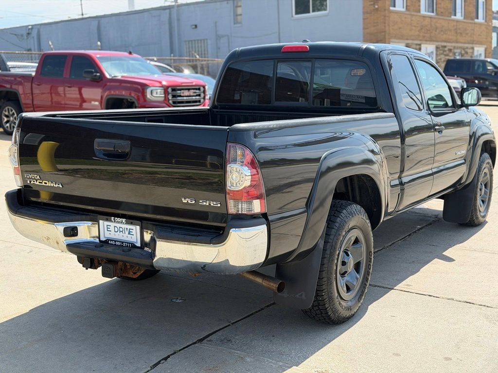 2010 Toyota Tacoma V6 - Image 4