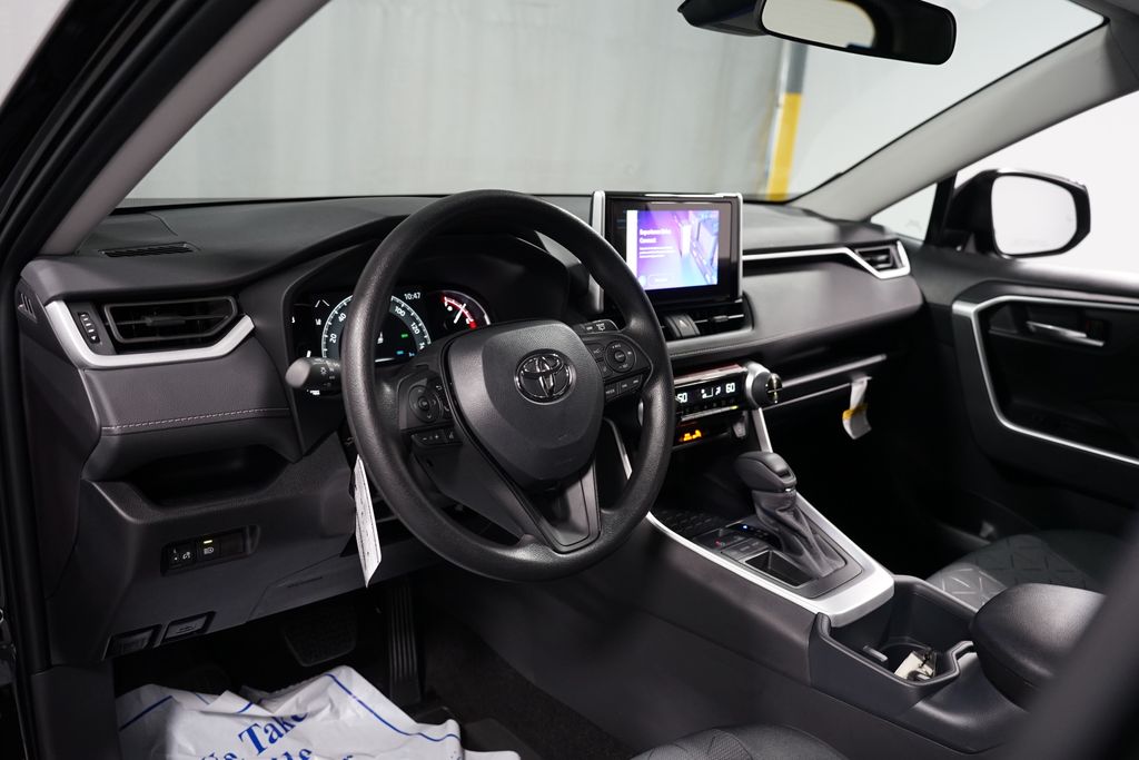Thumbnail: 2025 Toyota RAV4 - 11
