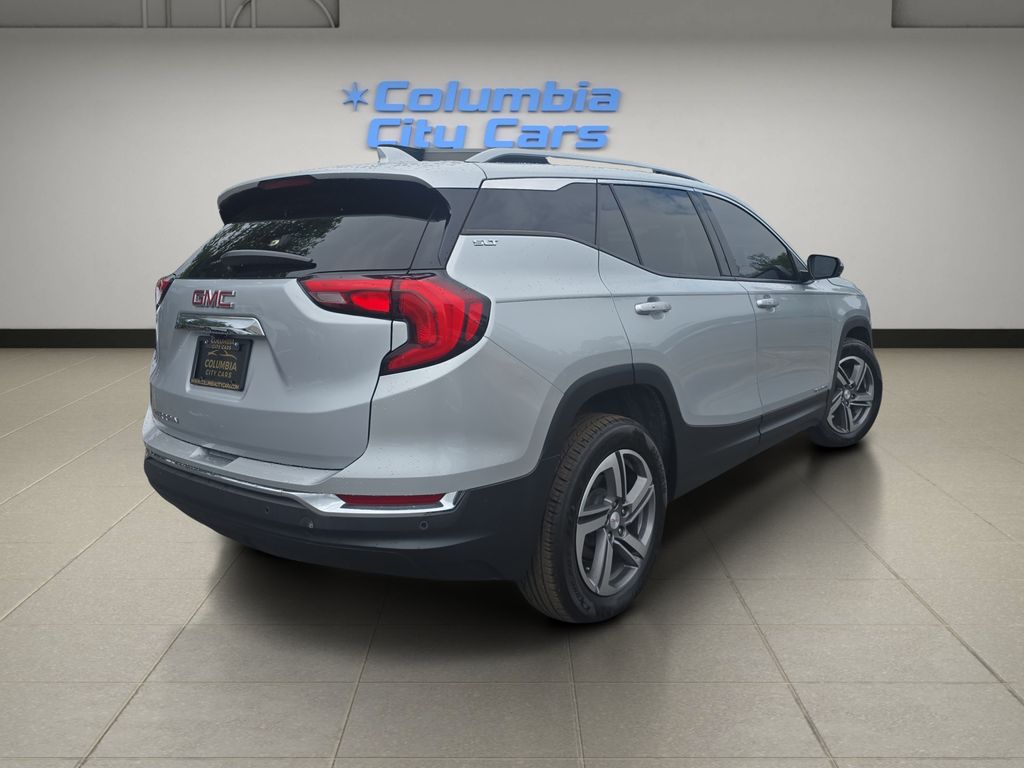 View vehicle photo 7