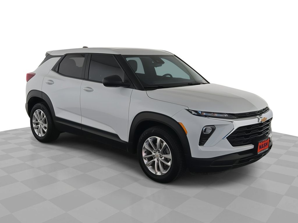 Summit White 2025 Chevrolet Trailblazer LS FWD SUV / Crossover Front-Wheel Drive Continuously Variable Transmission