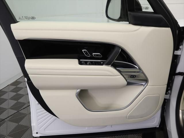 Thumbnail: 2025 Land Rover Range Rover - 25