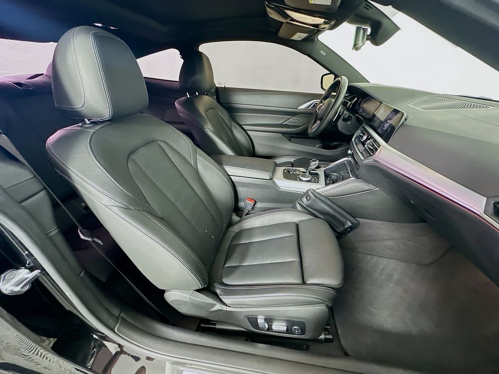 Thumbnail: 2021 BMW 4 Series - 29