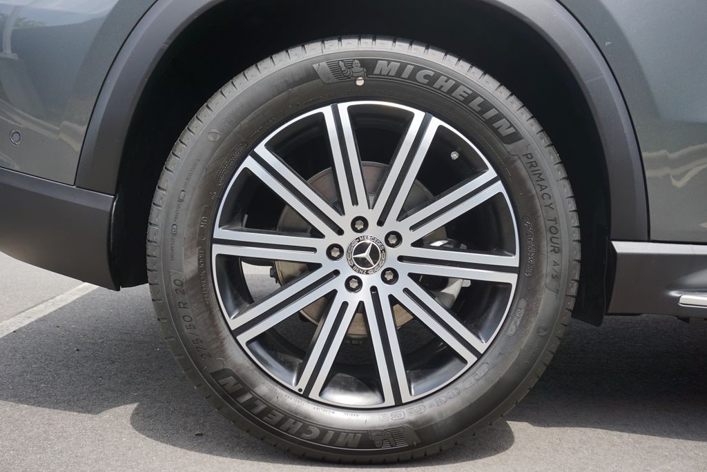 Thumbnail: 2026 Mercedes-Benz GLE - 19