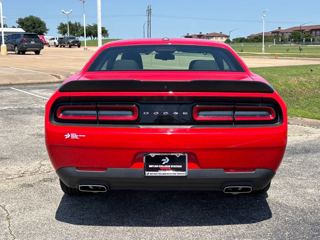 2023 Dodge Challenger SXT photo