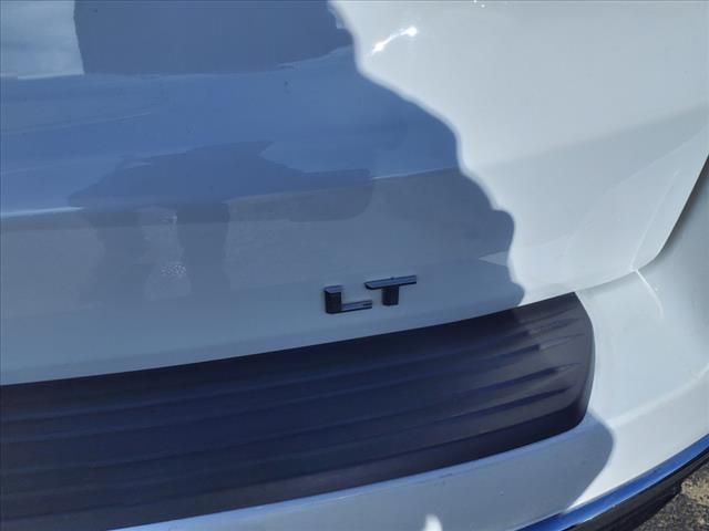 2023 Chevrolet Suburban LT 11