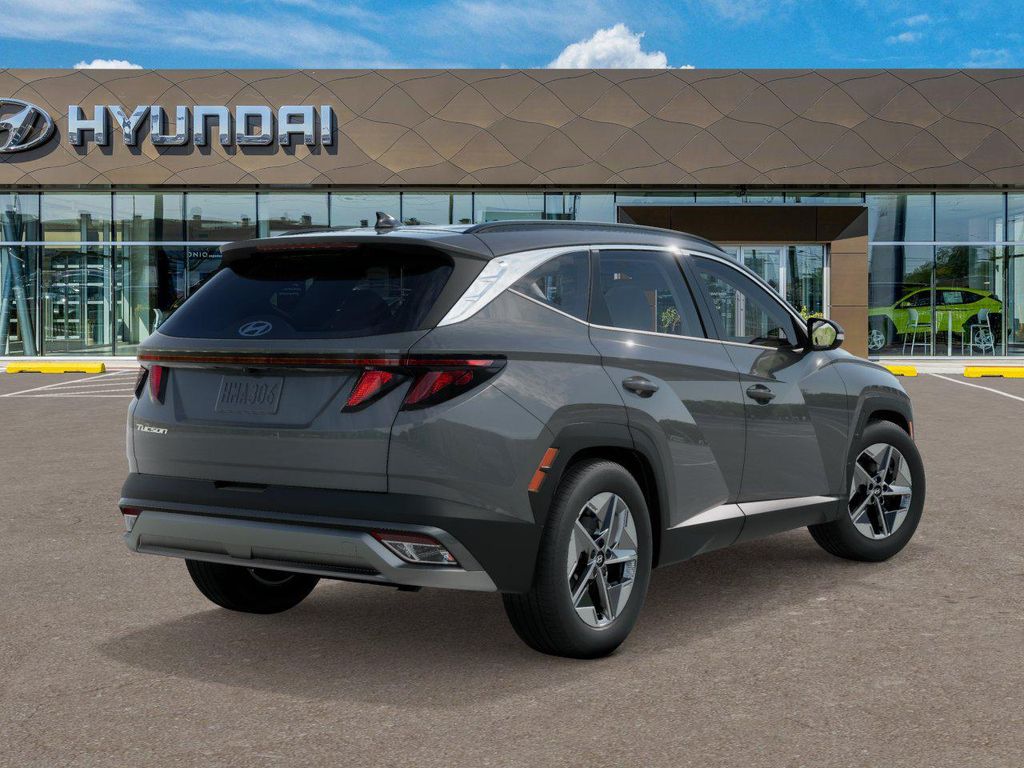 Thumbnail: 2026 Hyundai Tucson - 4