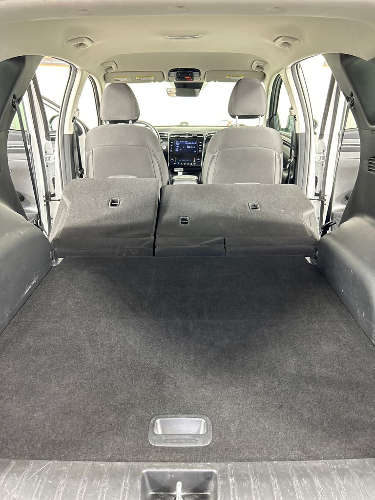 Used 2024 White Hyundai SEL image 20