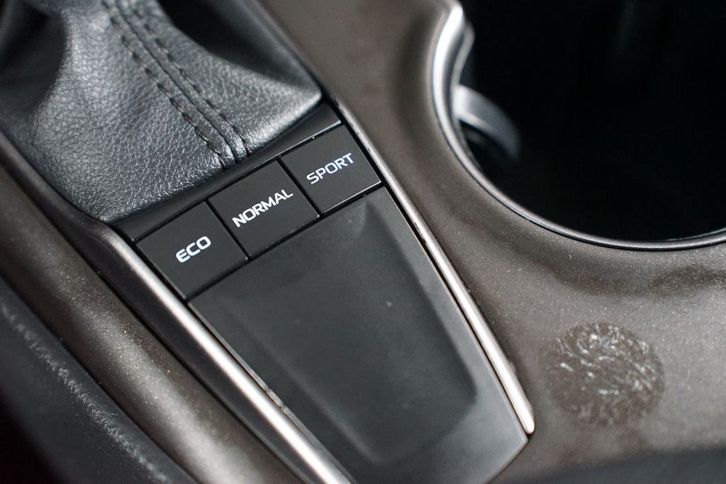 Thumbnail: 2024 Toyota Camry - 22