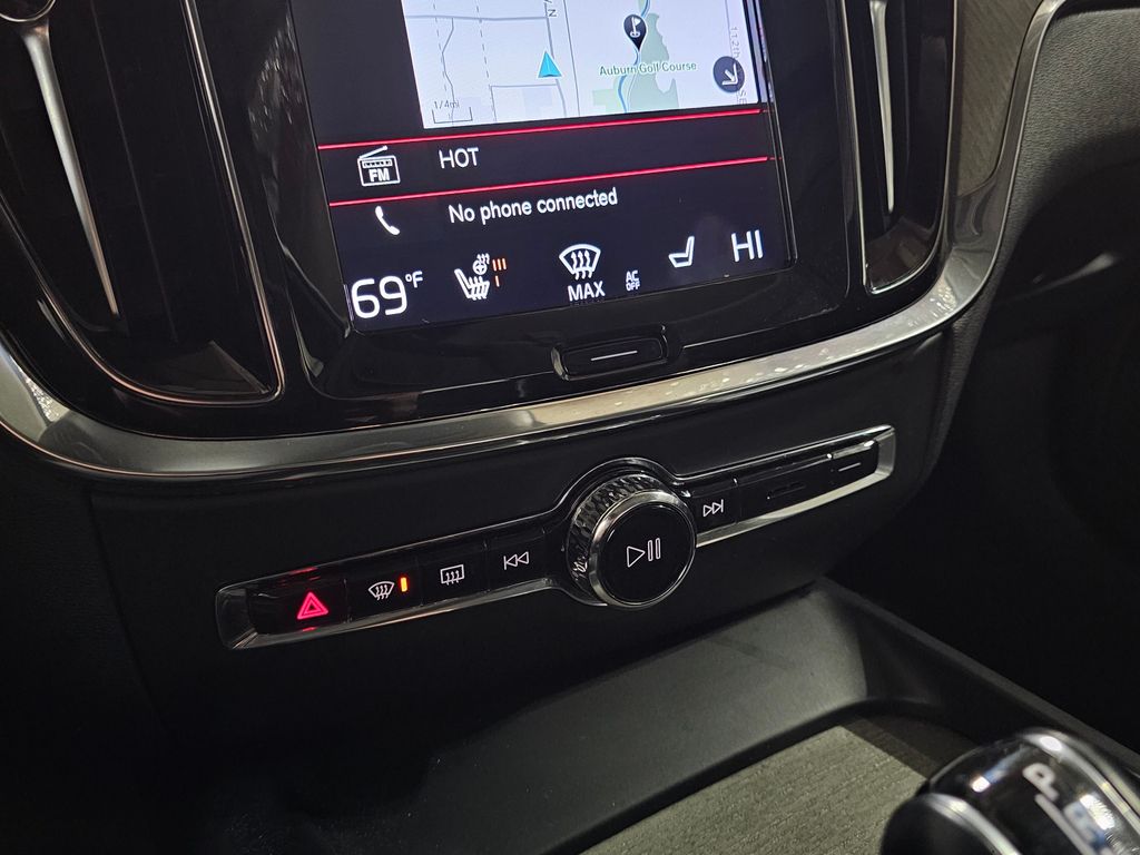 Used 2021 Gray Volvo T6 Inscription image 30