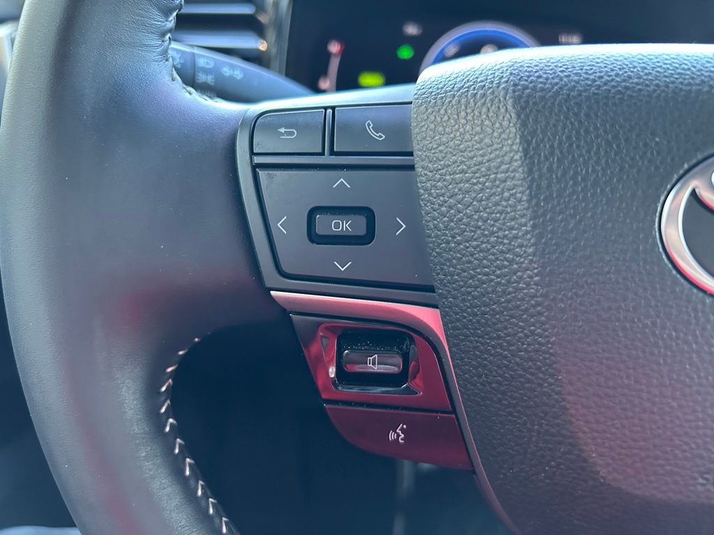 Thumbnail: 2025 Toyota Camry - 19