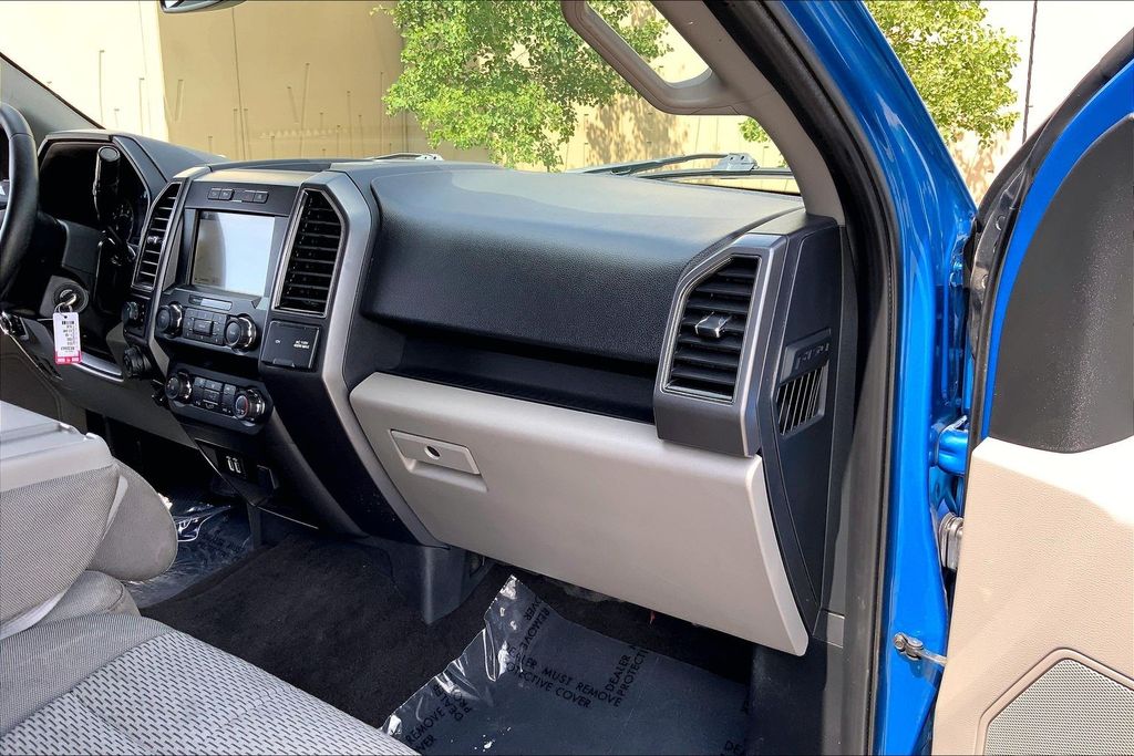 Used 2019 Blue Ford XLT image 15