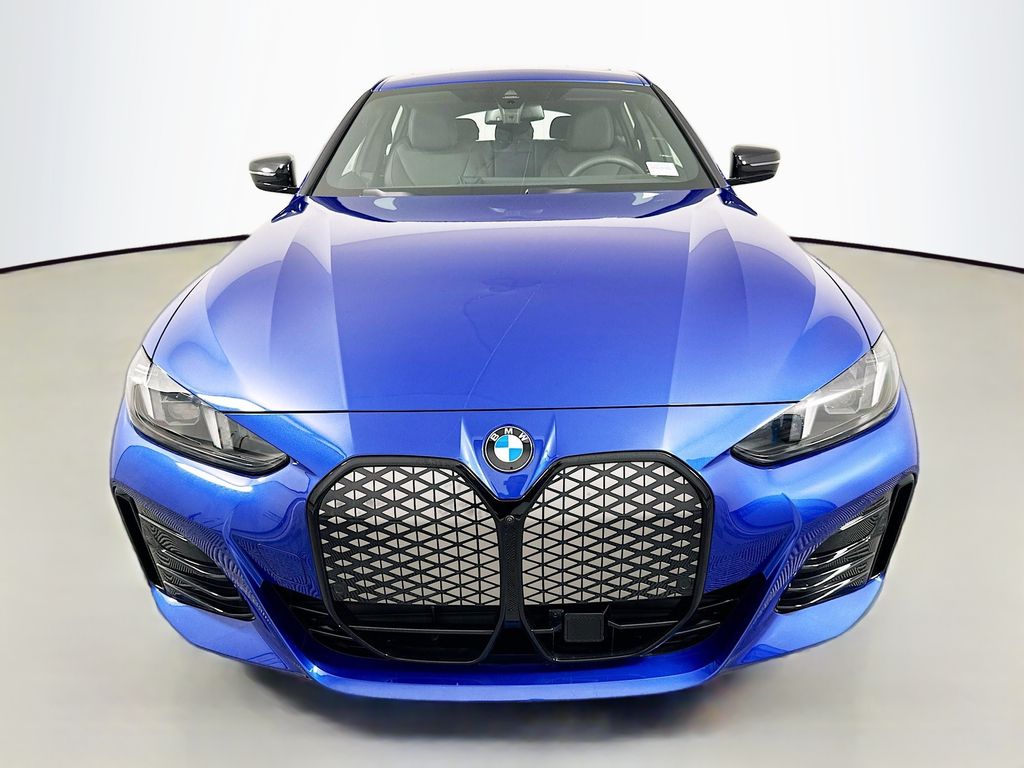 Thumbnail: 2026 BMW i4 - 2