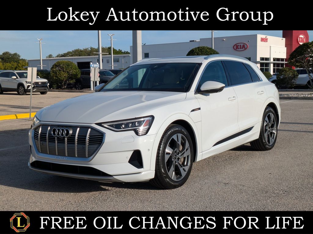 2022 Audi e-tron Premium Plus quattro AWD