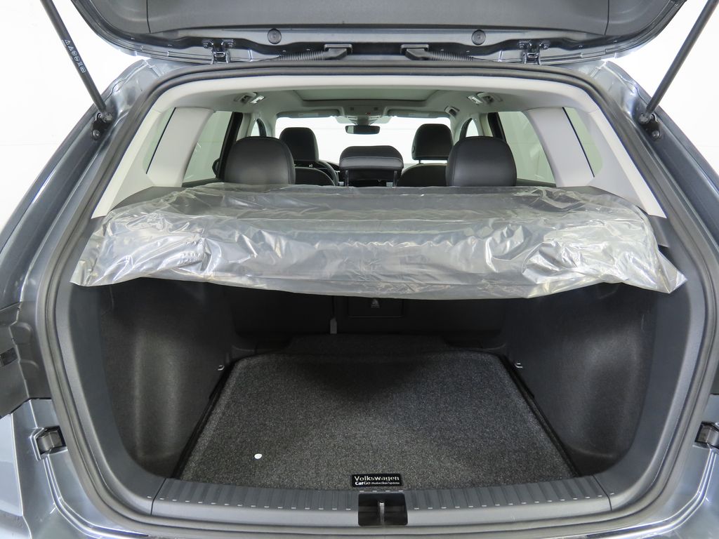 2025 Volkswagen Taos SE 29