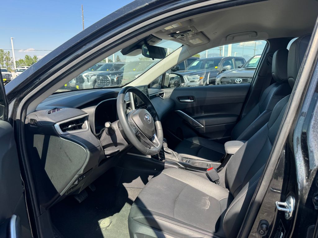 Used 2025 Toyota Corolla Cross SUV