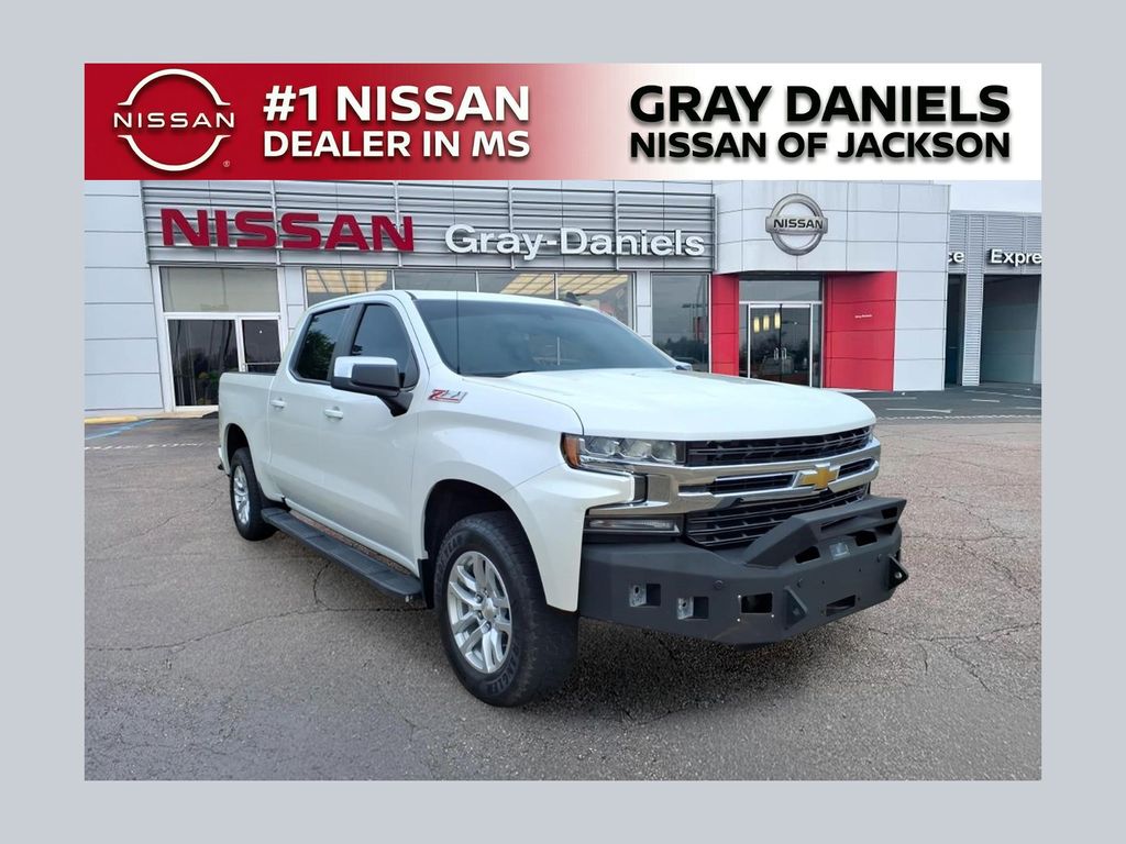 2021 Chevrolet Silverado 1500 LT 4X4 Crew Cab Short Box's photo
