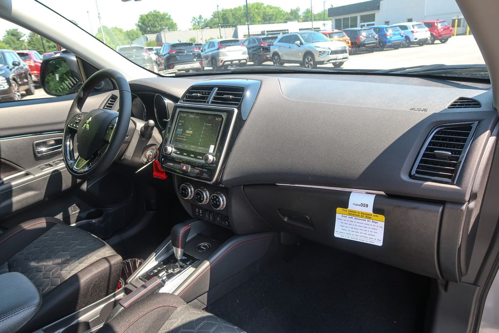 2026 Mitsubishi Outlander Sport 2.0 LE