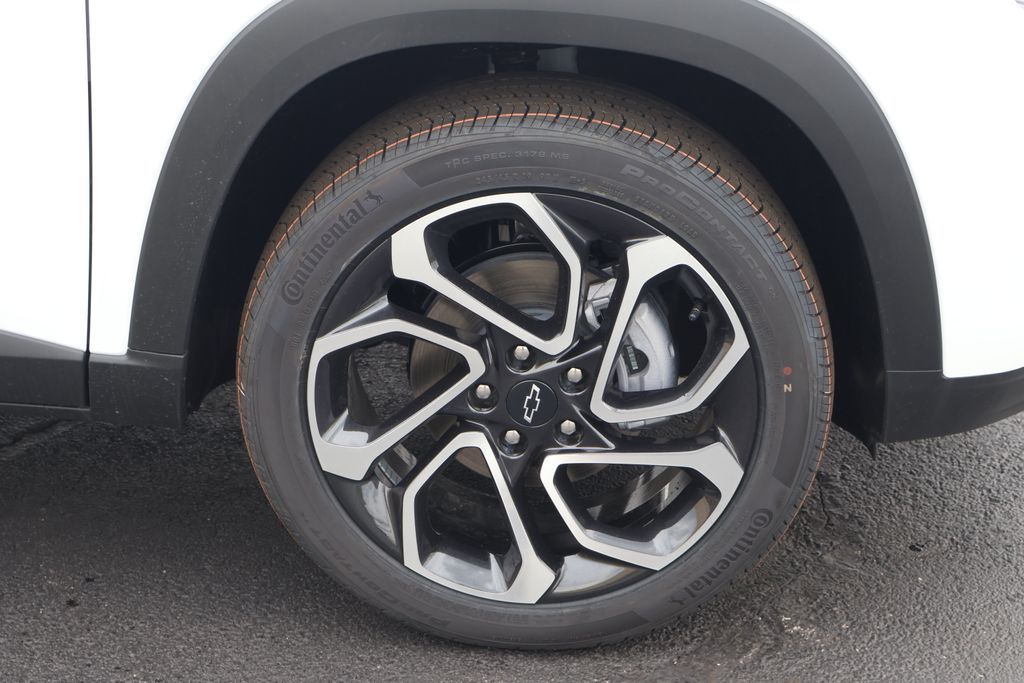 Thumbnail: 2026 Chevrolet Trax - 11