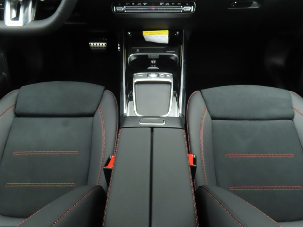 Thumbnail: 2025 Mercedes-Benz GLA - 16