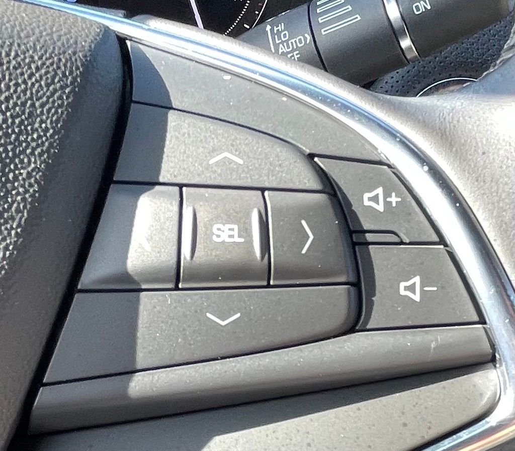 2019 Cadillac XT5 Luxury White at Cook Ford