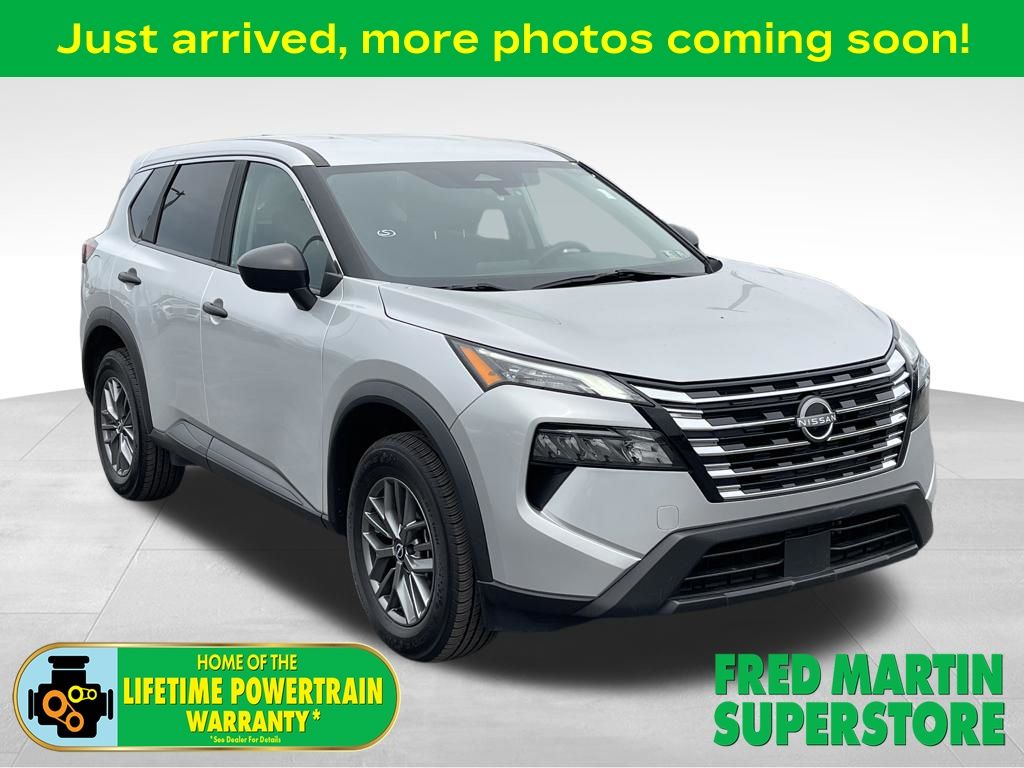 Brilliant Silver Metallic 2024 Nissan Rogue S AWD SUV / Crossover All-Wheel Drive Continuously Variable Transmission