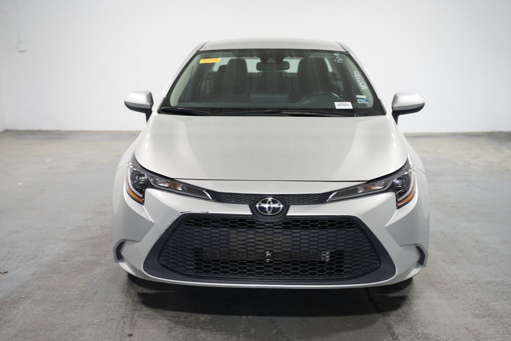 2022 Toyota Corolla LE 2