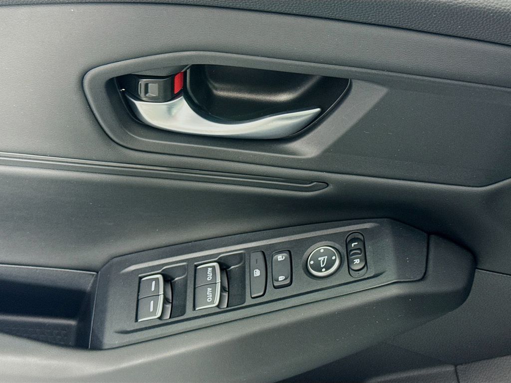 Used Car 2025 Honda Accord  Se For Sale Under $30,000 In Austin, Texas