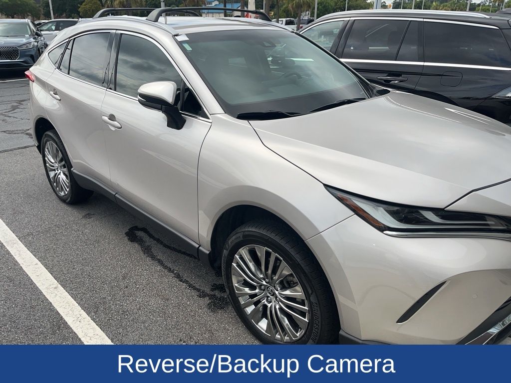 2023 Toyota Venza XLE