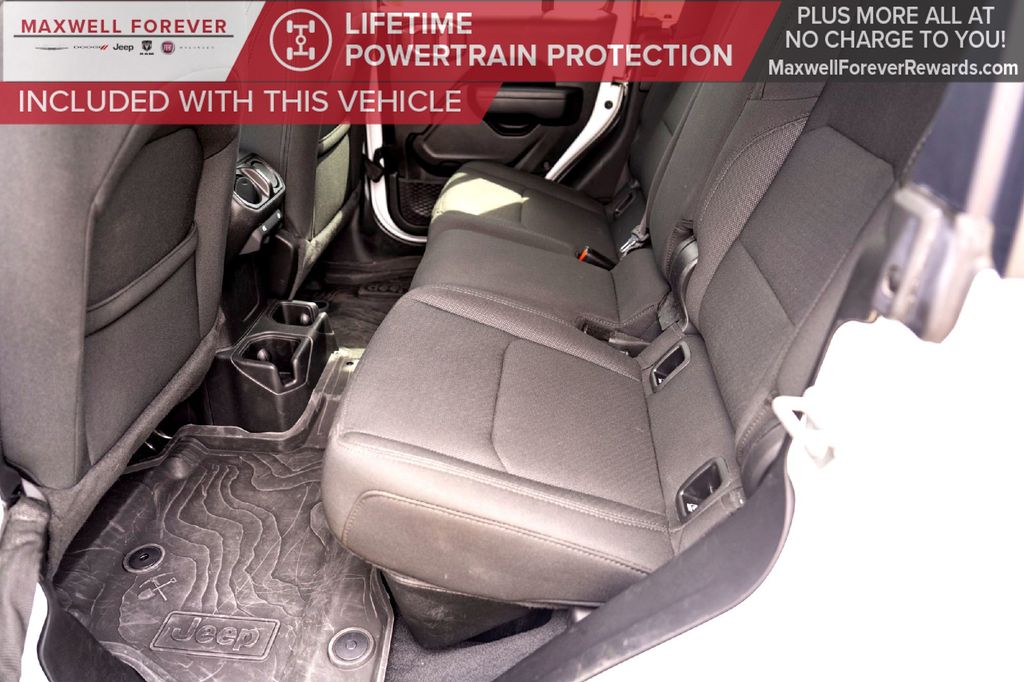 Used Car 2023 Jeep Gladiator  Willys For Sale Under $35,000 In Taylor, Texas