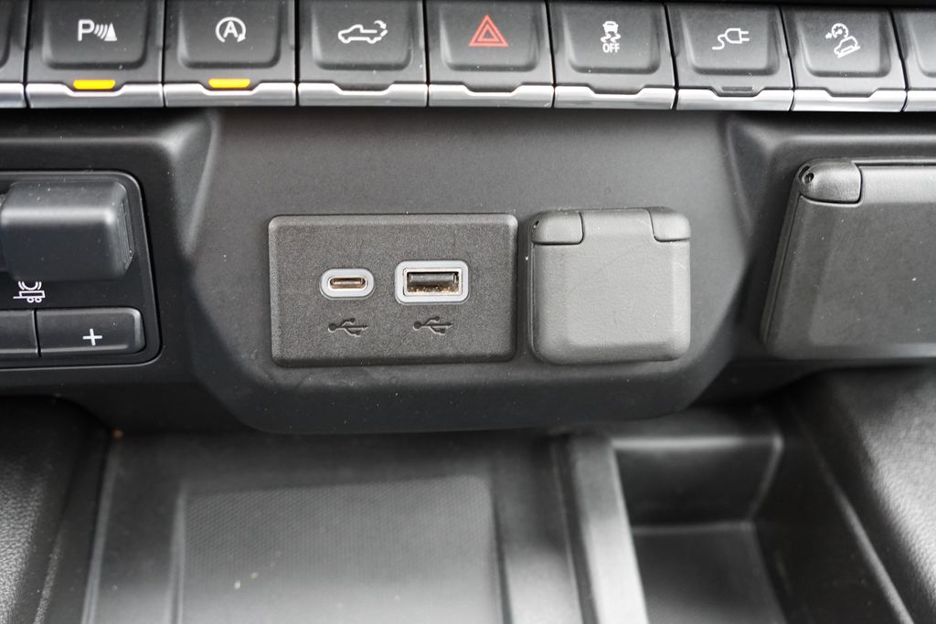 used 2020 GMC Sierra 1500 car, priced at $33,487