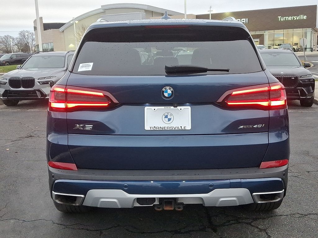 Thumbnail: 2023 BMW X5 - 5