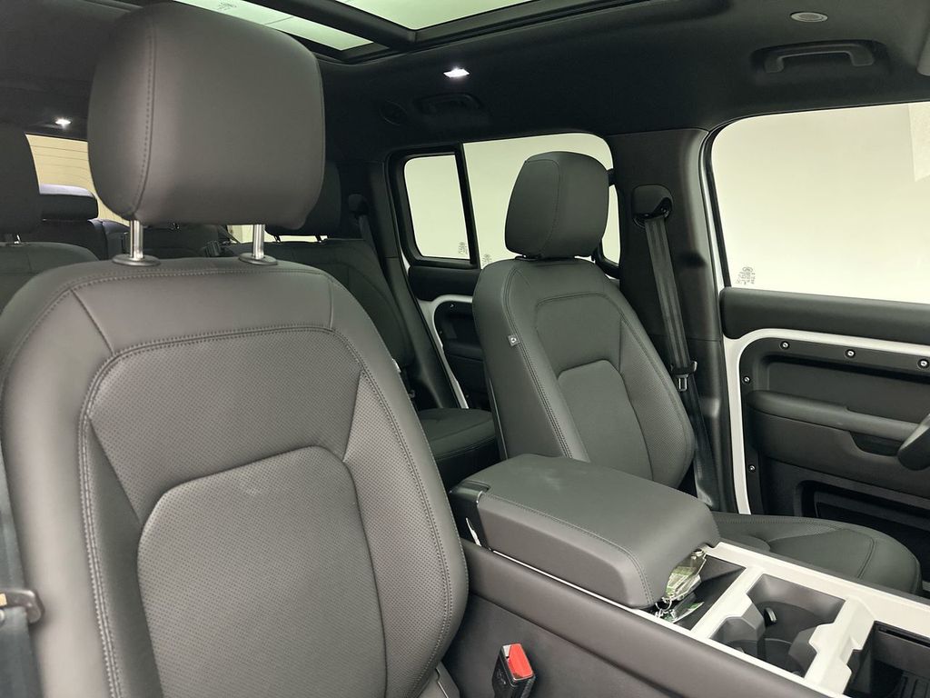 Thumbnail: 2026 Land Rover Defender - 6