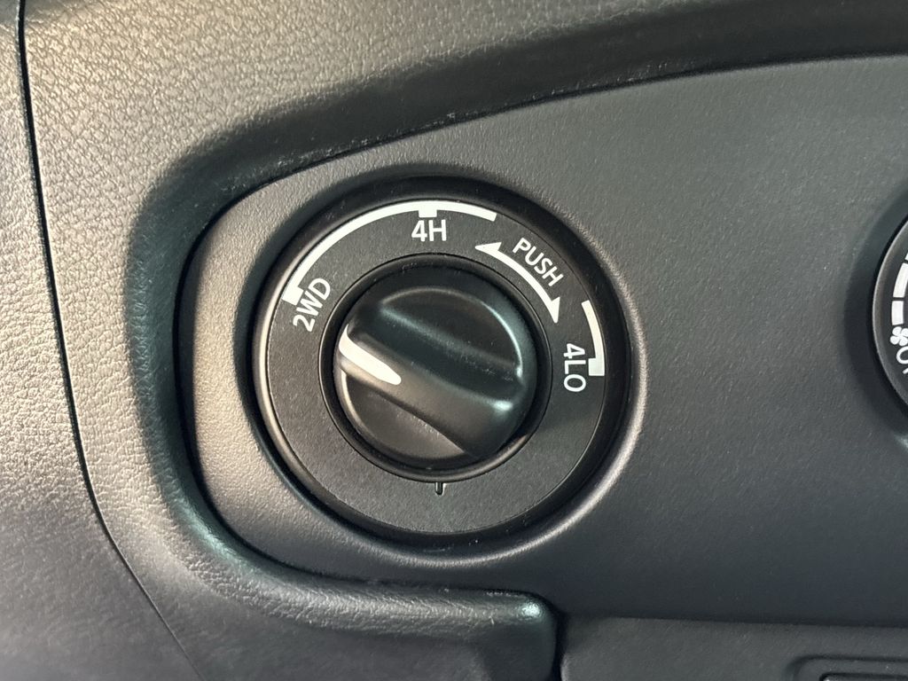 Used 2022 Nissan Frontier Truck