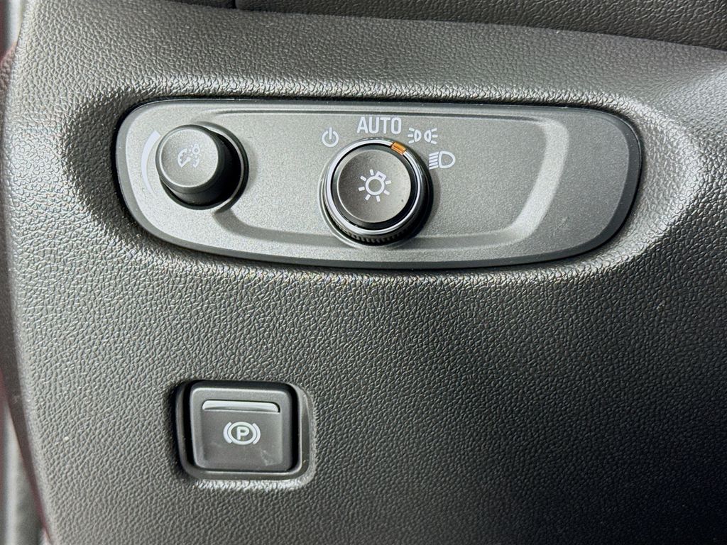 Used Car 2020 Chevrolet Blazer  Lt For Sale Under $25,000 In Austin, Texas