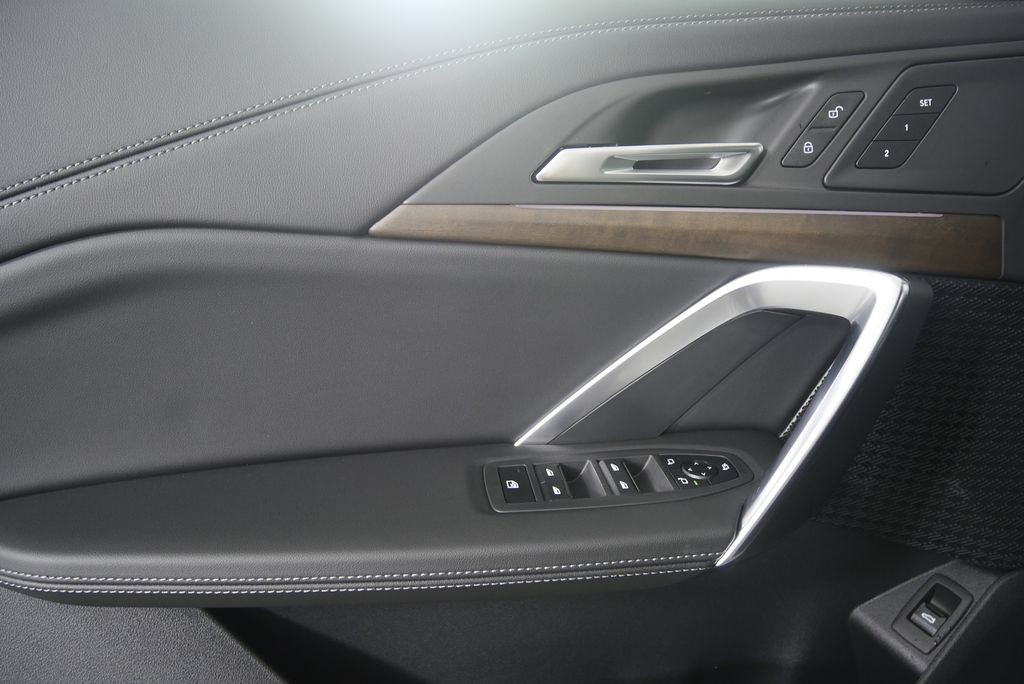 Thumbnail: 2026 BMW X1 - 9