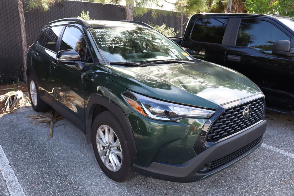 Thumbnail: 2025 Toyota Corolla Cross - 6