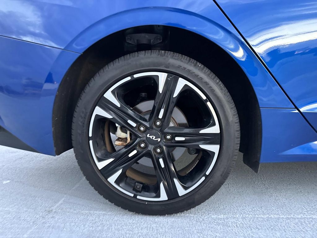 2024 Kia K5 GT-Line - 6