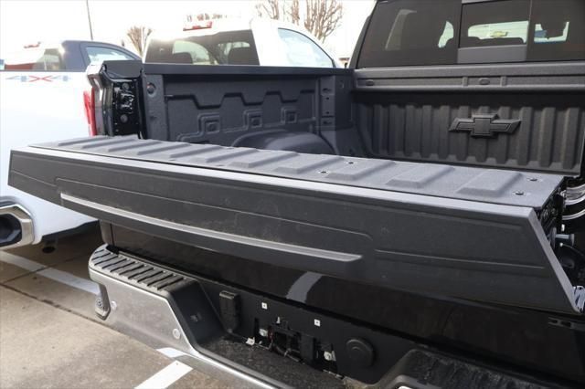 Thumbnail: 2026 Chevrolet Silverado 1500 - 11