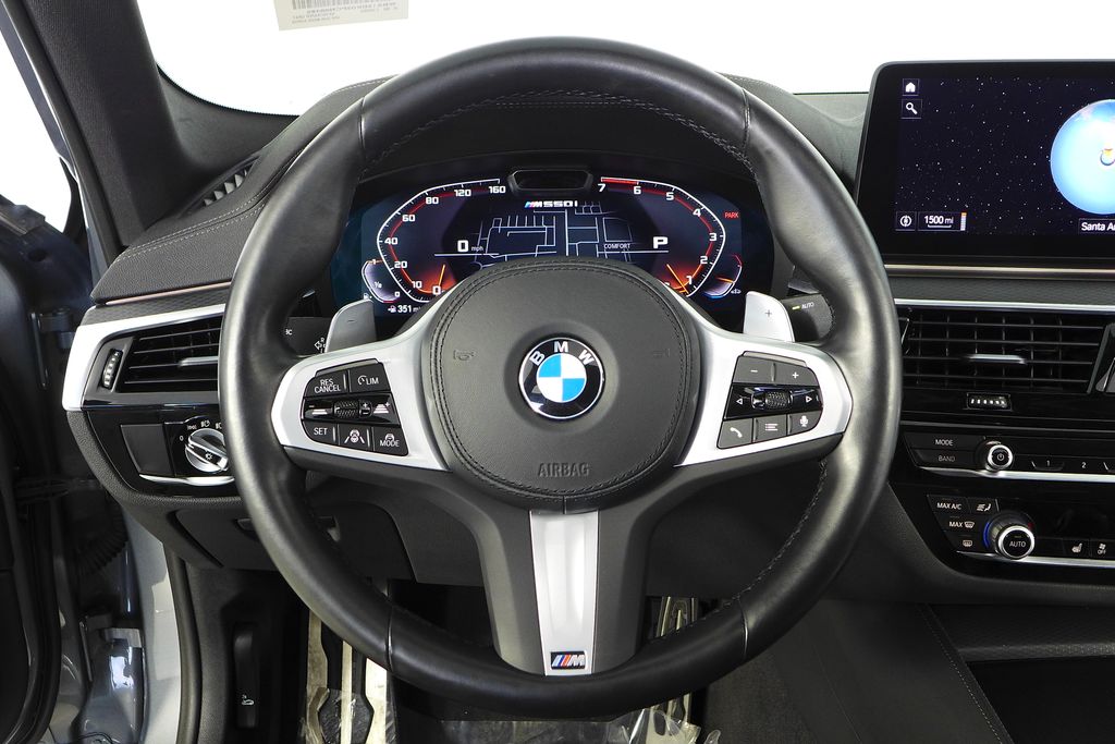 Thumbnail: 2023 BMW 5 Series - 26