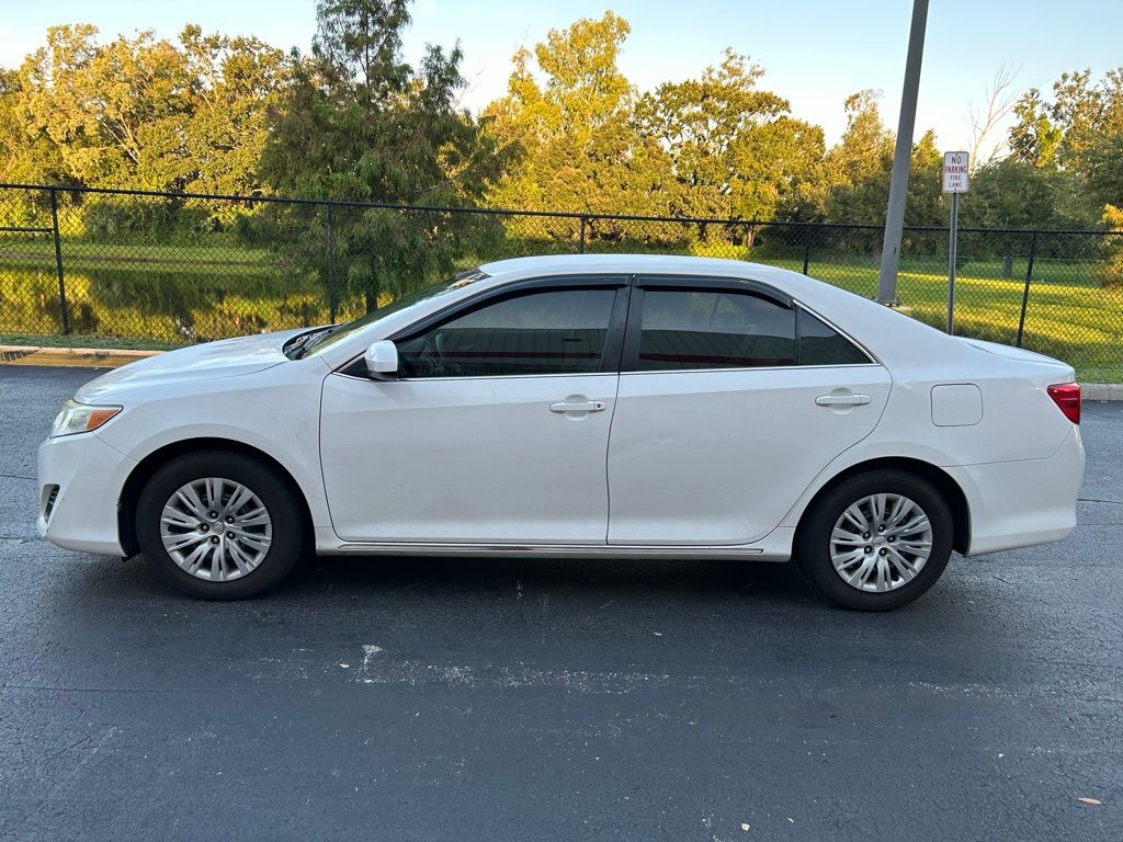 Thumbnail: 2013 Toyota Camry - 2