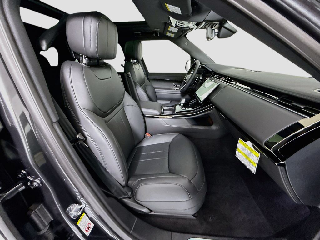 Thumbnail: 2026 Land Rover Range Rover Sport - 21