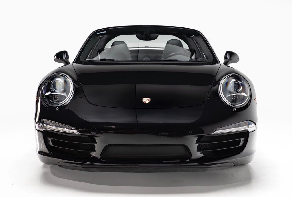2015 Porsche 911 - Thumbnail 5